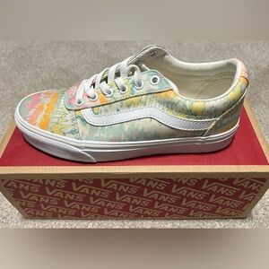 NEW Women’s Vans Sneakers Psychedelic— size 7